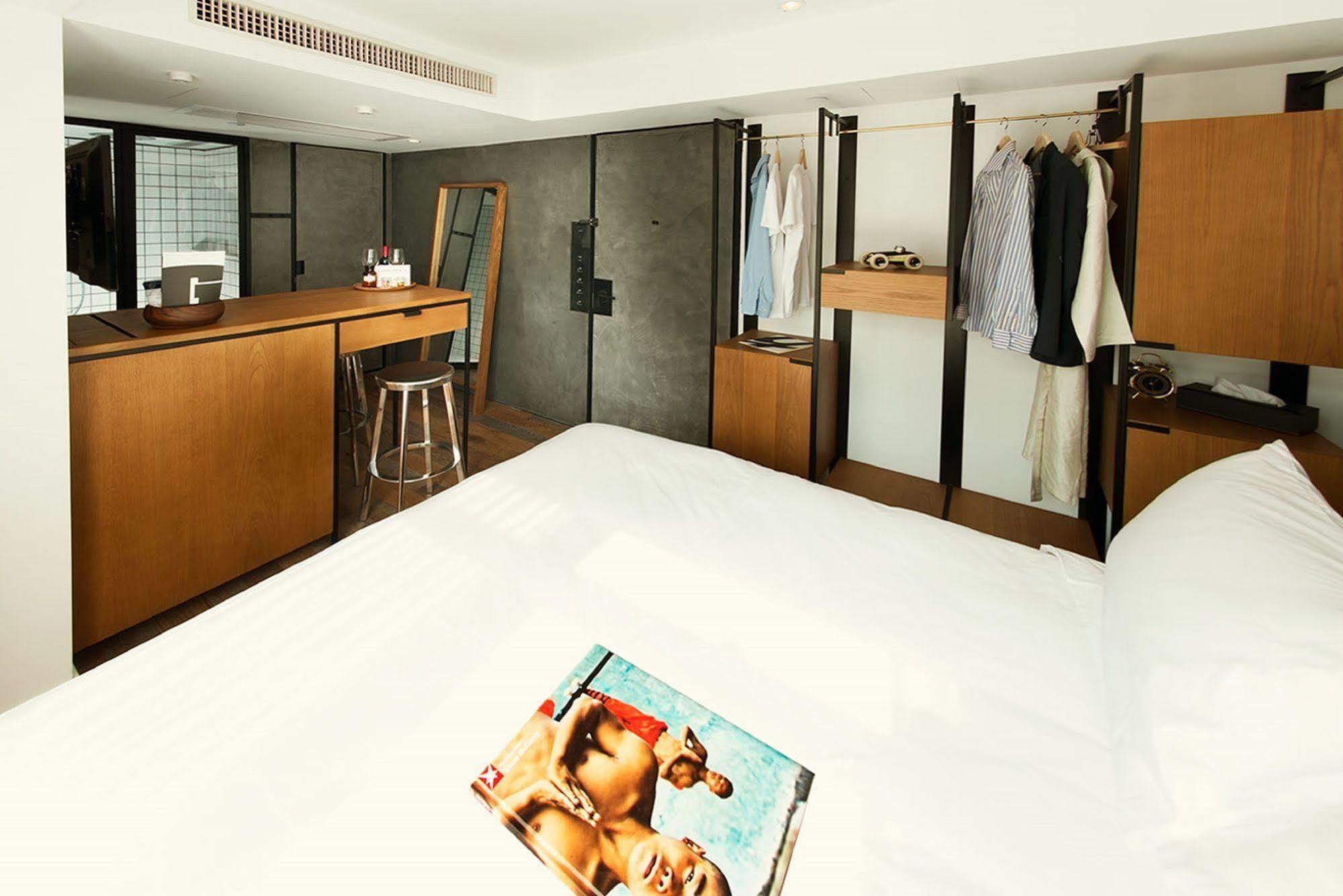 Hmlet Austin Avenue Hotel Hong Kong Exterior photo